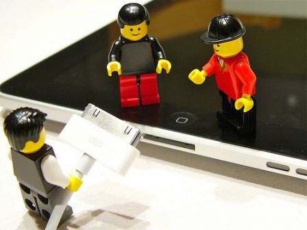 deballage-iphone-lego.jpg